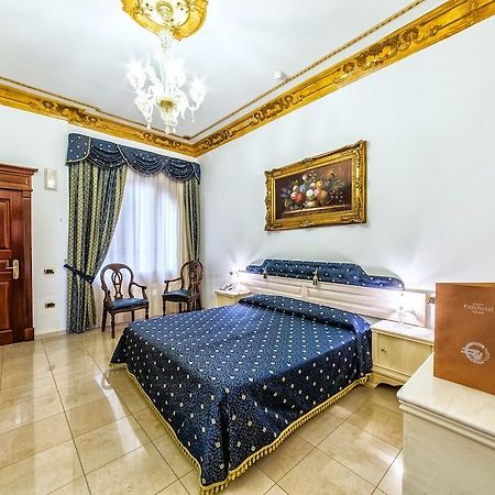 Euro Hotel איגלסיאס מראה חיצוני תמונה