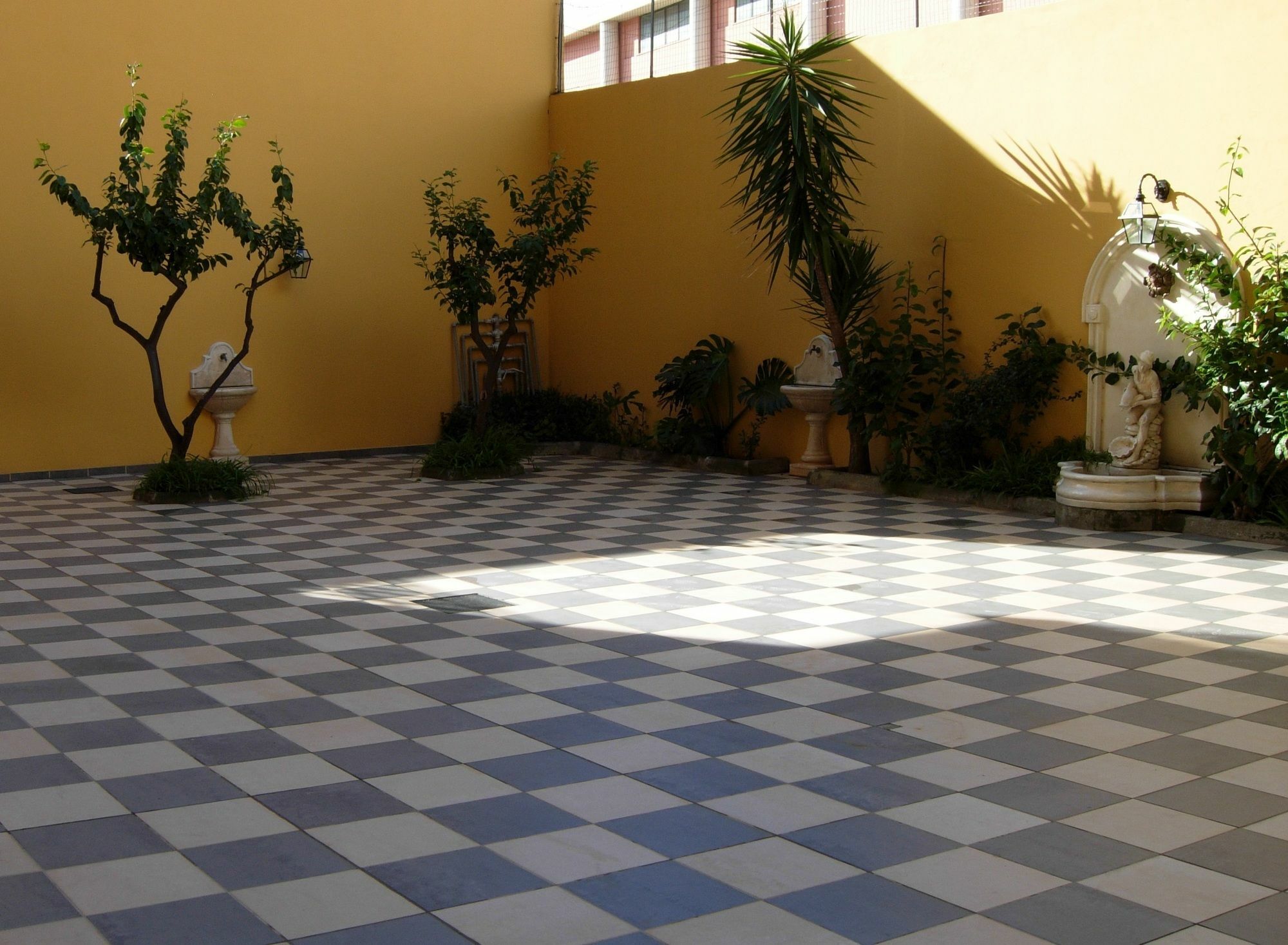 Euro Hotel איגלסיאס מראה חיצוני תמונה
